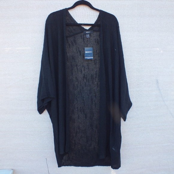 Forever 21 Sweaters - Forever 21 Plus Size 2X Cardigan Short Sleeve Open